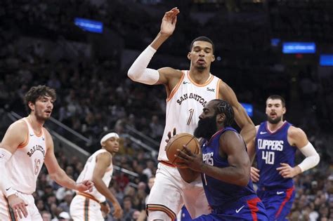 VidÉo Nba Wembanyama Discret Les Spurs Corrigés Par Les Clippers