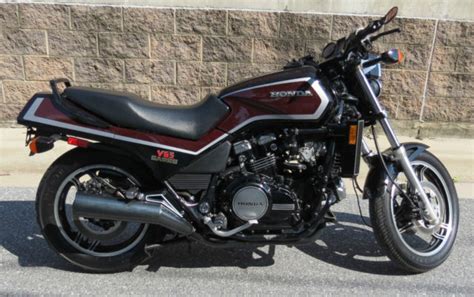 1984 Honda Vf1100s V65 Sabre Low Miles Nice