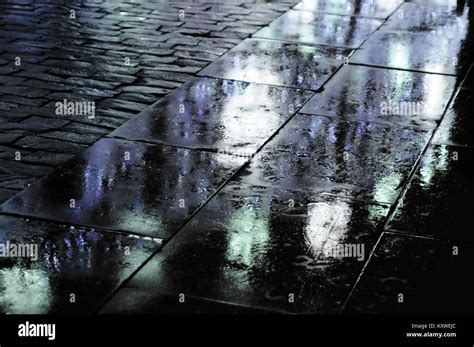 Pavement Puddle High Resolution Stock Photography And Images Alamy