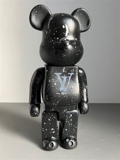 KEK 1980 Bearbrick 400 LV Louis Vuitton Silver Catawiki