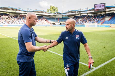 Het Nieuwe Psv Onder Peter Bosz Moet Snel Op Toeren Komen Maar Zonder