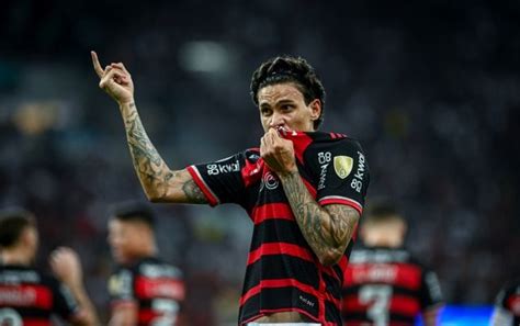 Pedro Retorna Ao Time Titular Do Flamengo Contra O Botafogo