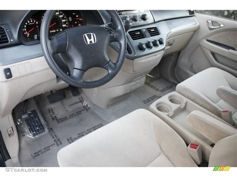 Ivory Interior 2005 Honda Odyssey Lx Photo 76247912