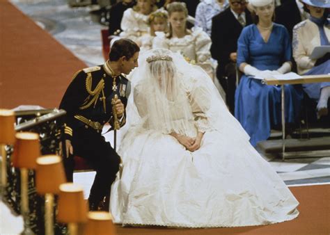 BRITISH WEDDINGS FROM THE PAST: PRINCE CHARLES & LADY DIANA SPENCER ...