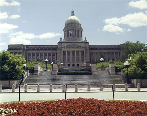 Kentucky legislature certifies amendment to authorize changes to legislative session end dates ...