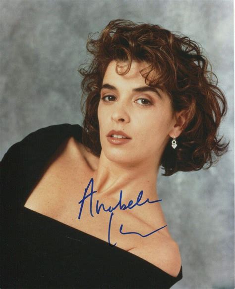 Annabella Sciorra Net Worth