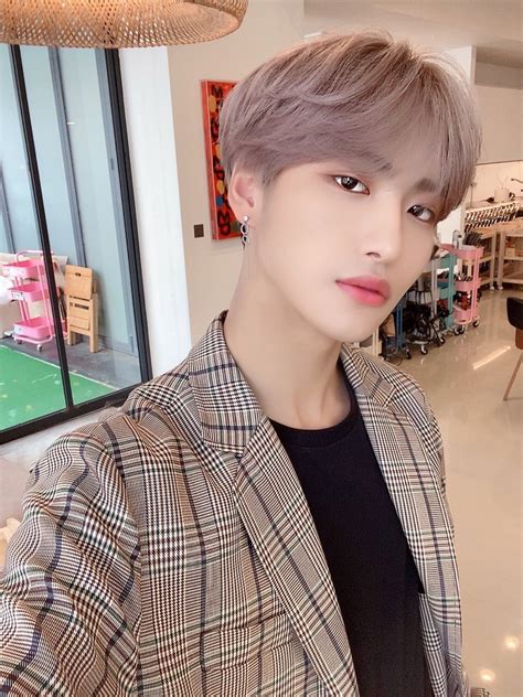 N년 전 오늘의 성화 On Twitter 200929 Official Twitter 에이티즈 Ateez 박성화 성화 Seonghwa