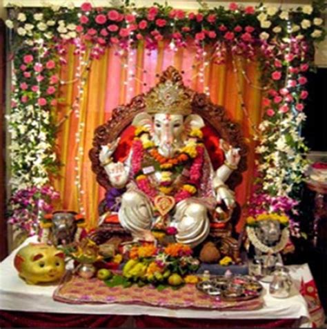 Ganpati Decoration With Artificial Flowers