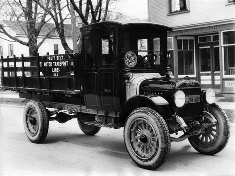 American Auto Emblems Republic Truck