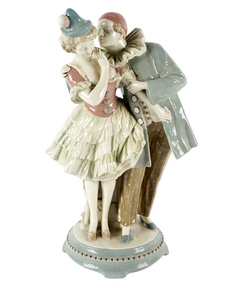 Bid Now ROYAL DUX PORCELAIN FIGURAL GROUP December 4 0122 9 00 AM PST