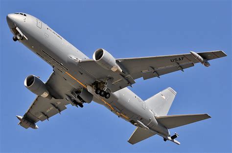 Aero Pacific Flightlines Boeing Usaf Kc 46a Pegasus 767 2c 41274 1066 N464kc