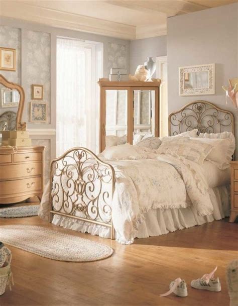 31 Sweet Vintage Bedroom Décor Ideas To Get Inspired Digsdigs