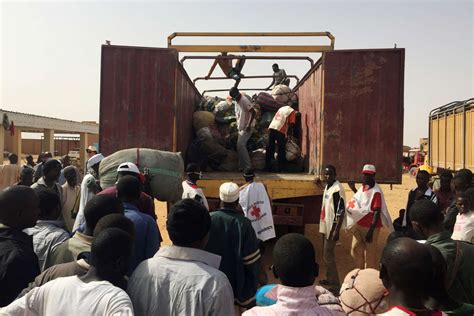 Pr S De Migrants Refoul S Dalg Rie Secourus Au Niger