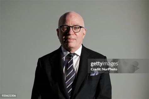 129 Michael Wolff Journalist Stock Photos High Res Pictures And