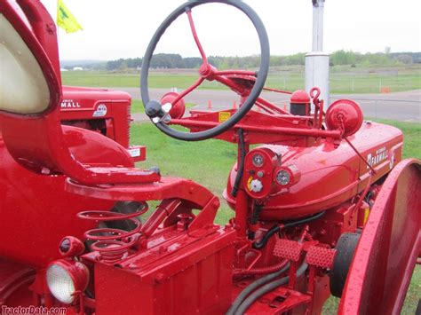 Farmall Super H Tractor Photos Information