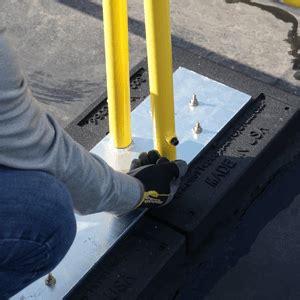 Fall Protection Railing Systems That Are OSHA Compliant