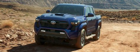 Chevy Colorado Vs Toyota Tacoma Comparison Review