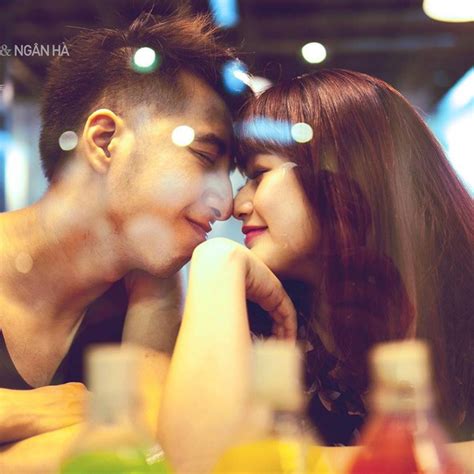 Only C và vợ xinh như hot girl hạnh phúc đón con trai đầu lòng