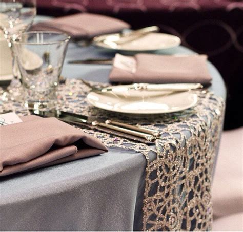 Glam Up Your Wedding Table 10 Gorgeous Tablecloths And Table Runners