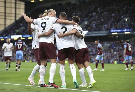 Burnley Vs Man City Haaland 2 Gol The Citizens Menang 3 0