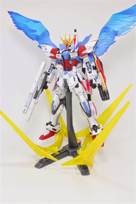 Custom Build HGBF 1 144 Star Build Strike Gundam Plavsky Wings