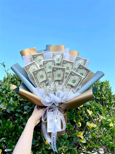 Money Bouquet Graduation Gift or Birthday Gift no Money Included - Etsy