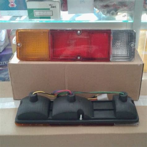 Jual Lampu Stop Belakang Suzuki Carry Extra Futura Katana Mega Carry