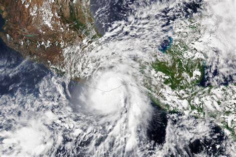 Najavljeni stravični uragani za Španiju meteorolozi upozoravaju