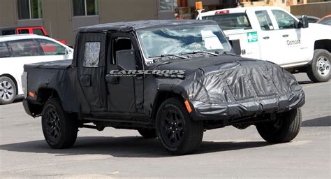 2019 Jeep Scrambler Heres What To Expect From The Jl Based Pickup Truck Carscoops Jeep