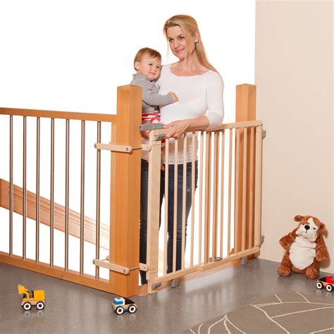 Barriere Escalier Bois Safety 1st Barriere De Securite Enfant Easy