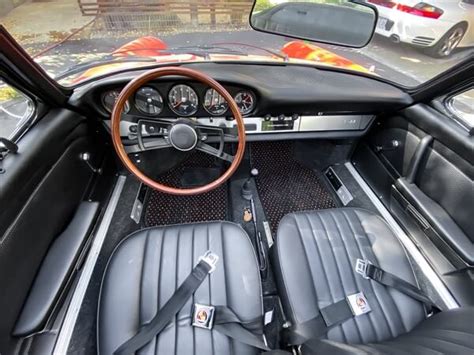1968 Porsche 911 Interior