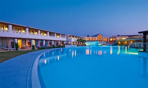 TOP 5 Best Chania All Inclusive Hotels for 2025 [+ personal reviews]