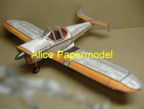 Single-engine figher vintage aircraft biplane models