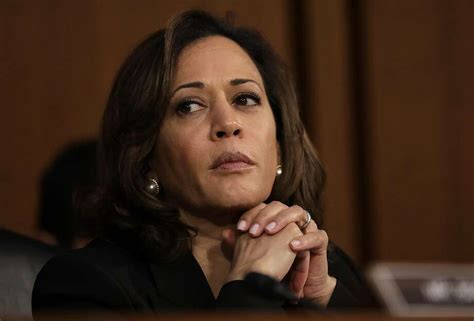 Kamala Harris Prosecutor Past Could Be A 2020 Issue It Defines Her In