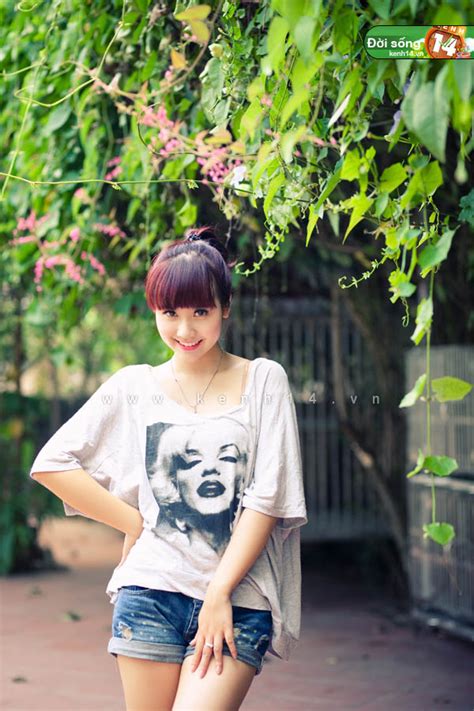 Hot girl Huyền Lizzie Mình cũng không đắt sô lắm đâu