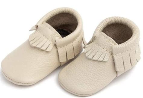 Best Baby First Walking Shoes.What shoes do babies need first?