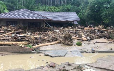 Temporal Em Santa Catarina Causa Mortes E Alagamentos Mh Geral