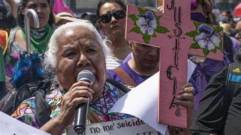 Mujeres periodistas y activistas en México ante una realidad misógina