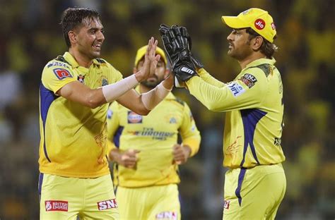 Ipl Pics Csk Beat Gt By 15 Runs To Enter 10th Final Rediff Cricket