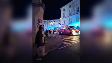 Niort Les Pompiers Vacuent Par La Voie Des Airs Une Femme Victime D