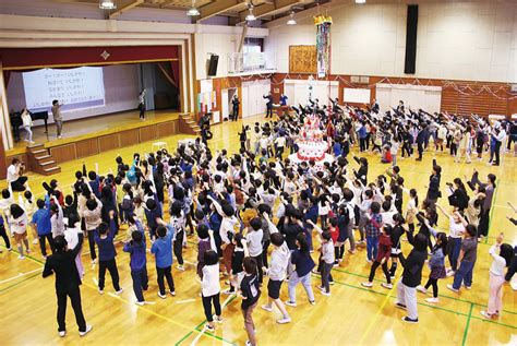 石川小150周年 子ども祝福 児童主体で式典 南区 タウンニュース