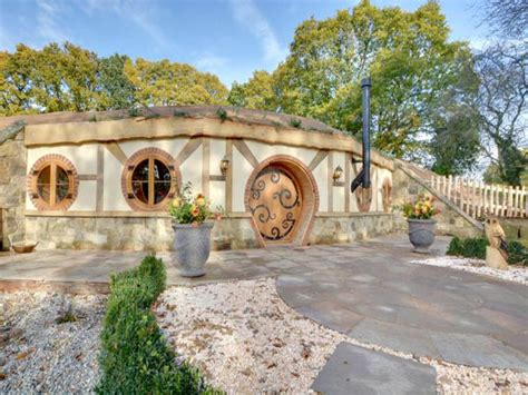 Sussex Glamping Pods Shepherd S Huts With Hot Tubs