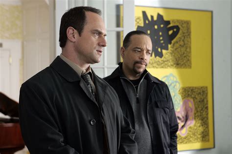 Stabler Is Back Inside Christopher Melonis Law And Order Svu Spinoff