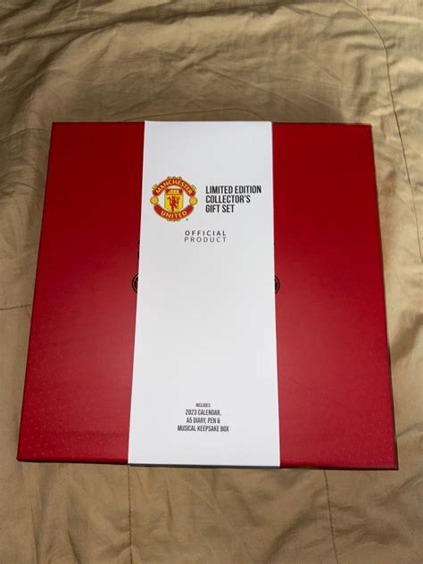 Manchester United Football Club Limited Edition Calendar Gift Box