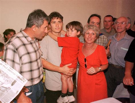 Photo Bixente Lizarazu Et Son Fils Tximista En Juillet 1998 Purepeople