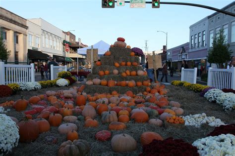 Starkville: Mississippi's College Town: 3rd Annual Downtown Pumpkinpalooza