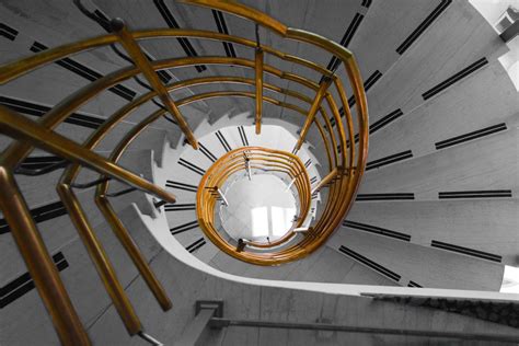 Aerial View Of Spiral Staircase Photo Free Spiral Image On Unsplash