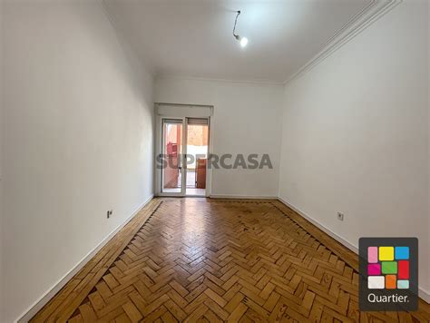 Apartamento T1 Para Arrendamento Em Campolide SUPERCASA