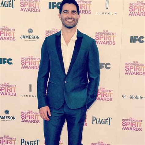 Tyler Hoechlin Bio Age Height Ethnicity Girlfriend Is He Gay