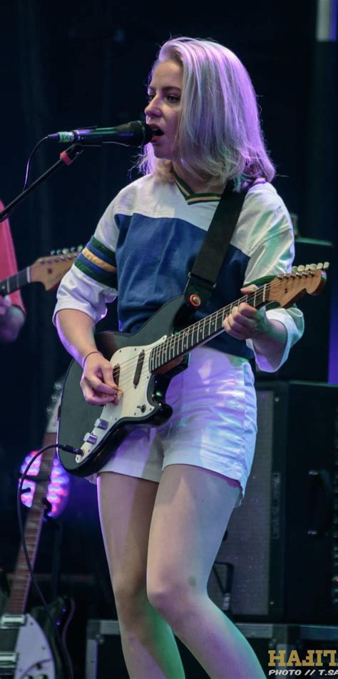 Hot Sexy Molly Rankin Bikini Pics